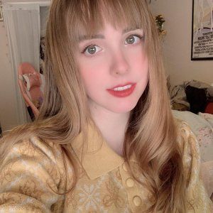 Meet your Posher, Emilie